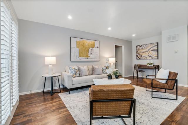 902 Peninsula Avenue, San Mateo CA: https://media.crmls.org/mediaz/4be477d9-bd09-48a6-9755-810881a3951b.jpg