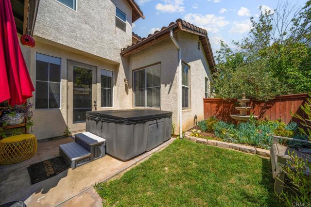 2552 Saddlehorn Drive, Chula Vista CA: https://media.crmls.org/mediaz/4be556d8-f61f-49db-8636-198df2e48df0.jpg