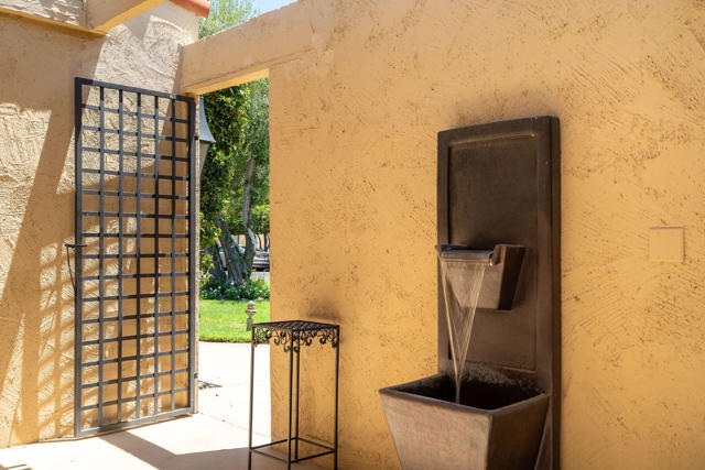 46330 Dove Road, Indian Wells CA: https://media.crmls.org/mediaz/4be64a4d-f8cc-47d8-9453-b3b44f4d6810.jpg