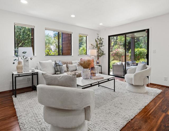 522 Thain Way, Palo Alto CA: https://media.crmls.org/mediaz/4be7c4ef-7570-4393-95d2-19fdd8ed46a2.jpg