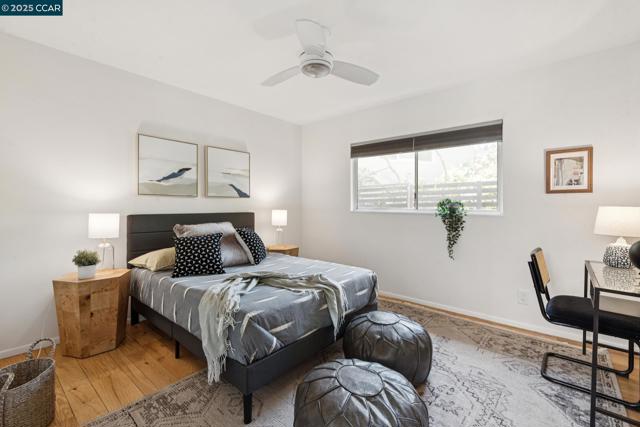 6653 Banning Dr, Oakland CA: https://media.crmls.org/mediaz/4be90f1b-b657-4adc-a694-74b51b53ad3e.jpg