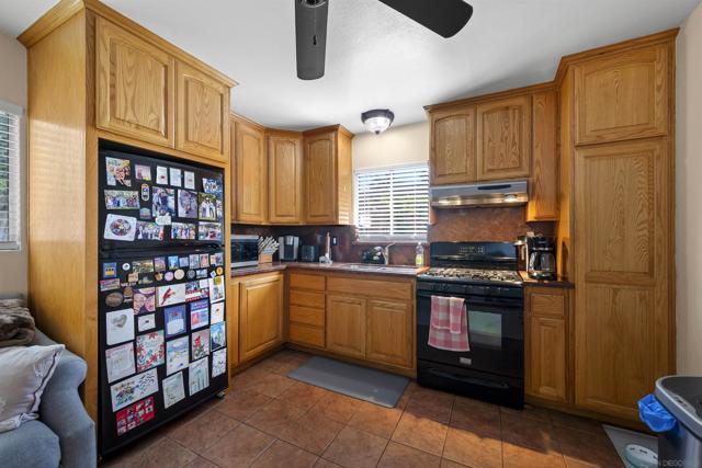 3527 Mississippi St, San Diego CA: https://media.crmls.org/mediaz/4be9a939-5fd5-4c05-826f-f0c0c4af9d7c.jpg