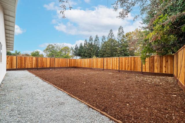 95 Farrell Avenue, Gilroy CA: https://media.crmls.org/mediaz/4be9b109-61b4-4182-a5f8-b3dffb89ae10.jpg