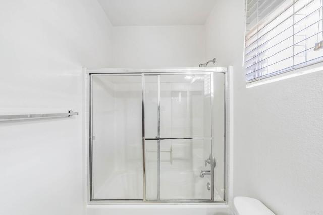 41013 Sunsprite St, Lake Elsinore CA: https://media.crmls.org/mediaz/4be9da99-d749-4290-9e18-2451f1728c1d.jpg