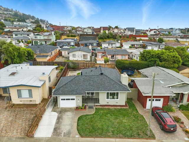 328 Heather Way, South San Francisco CA: https://media.crmls.org/mediaz/4bea0704-e706-470b-ad72-3dd4a21534cb.jpg