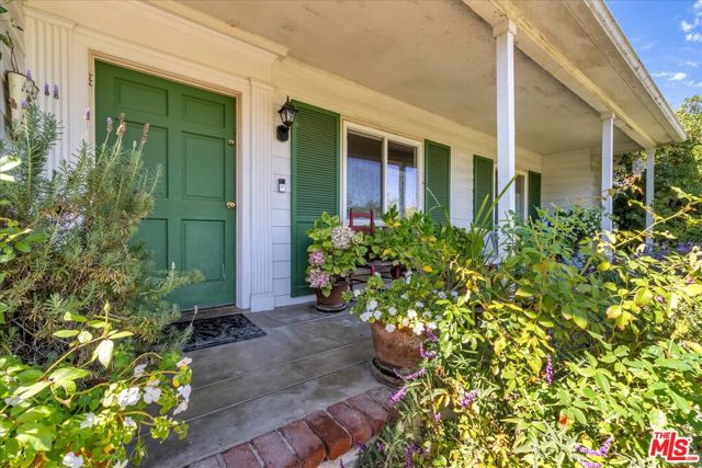 4157 Woodcliff Road photo 1