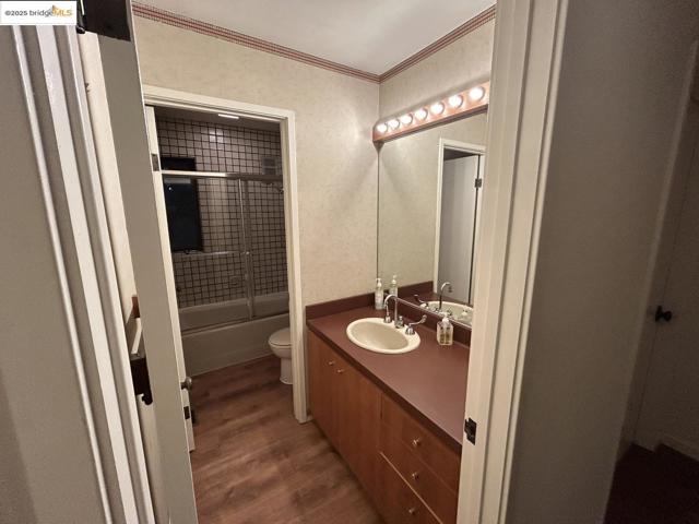 371 Montair DR, Danville CA: https://media.crmls.org/mediaz/4bebb258-054c-4589-b78d-b3b4994ab283.jpg