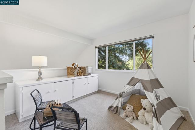 800 El Capitan Drive, Danville, California 94526, 4 Bedrooms Bedrooms, ,2 BathroomsBathrooms,Single Family Residence,For Sale,El Capitan Drive,41112507