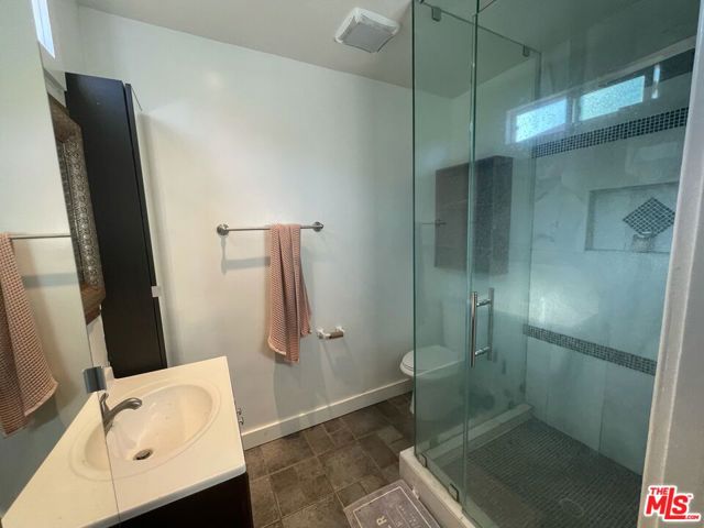547 Brooks Avenue, Venice CA: https://media.crmls.org/mediaz/4bec796d-caf6-4d61-a4c4-53d70442f1fc.jpg