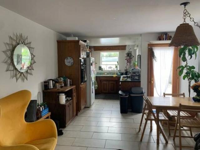 129 Sunnyside Avenue, Santa Cruz CA: https://media.crmls.org/mediaz/4becec87-bfff-496e-9e2e-24e52587c5f8.jpg