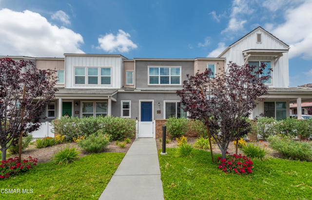 212 Red Brick Drive, Simi Valley CA: https://media.crmls.org/mediaz/4bed259d-fb99-4713-8271-f38ae4e291e7.jpg