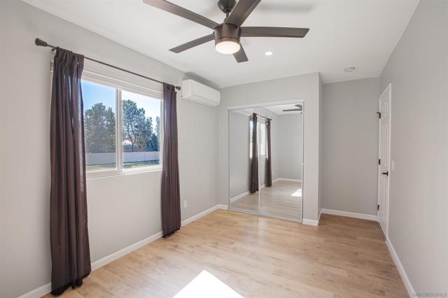 1996 Rohn Rd, Escondido CA: https://media.crmls.org/mediaz/4bed6331-4daa-440e-99a4-9f41c03d8679.jpg