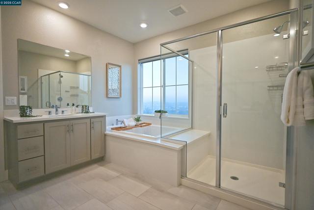 528 Caprio Ct, San Ramon CA: https://media.crmls.org/mediaz/4bee5d03-d7dd-47a4-95c4-6b88b69b5b62.jpg