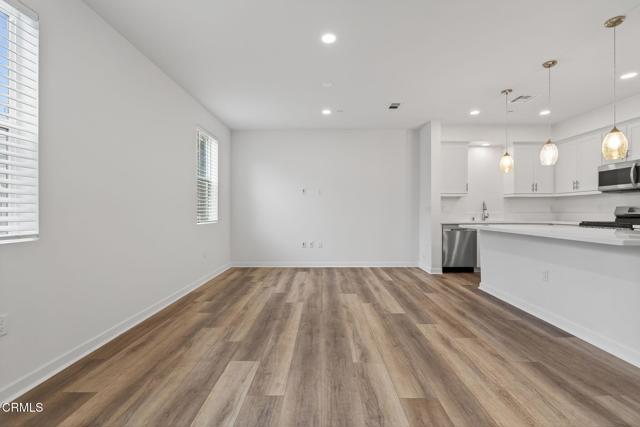 Detail Gallery Image 22 of 75 For 611 Winchester Dr, Oxnard,  CA 93036 - 3 Beds | 3/1 Baths