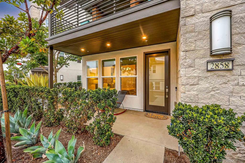 2858 Avella Cir - photo 8