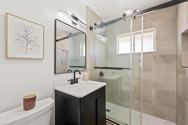 Image 38 of 43 For 5110 Marlborough Dr