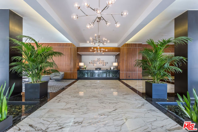 1100 Alta Loma Road, West Hollywood CA: https://media.crmls.org/mediaz/4bf06fee-52ce-4bac-a602-21ada673cdb7.jpg