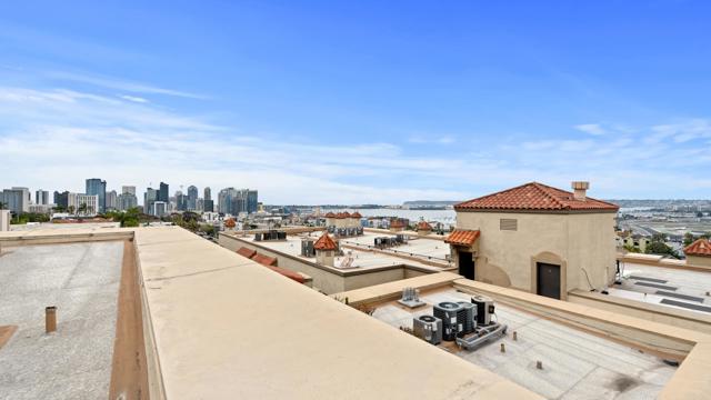 Detail Gallery Image 29 of 30 For 2445 Brant St #304,  San Diego,  CA 92101 - 1 Beds | 1 Baths