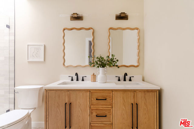 3501 Hillcrest Drive, Los Angeles CA: https://media.crmls.org/mediaz/4bf0beed-a8b2-42b5-ad2c-650638c04546.jpg