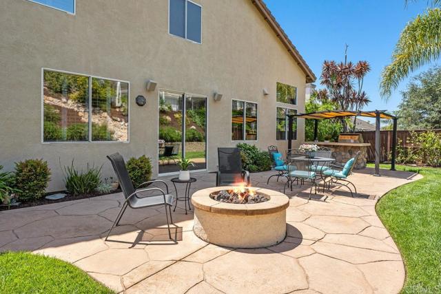 714 Bandak Court, San Marcos CA: https://media.crmls.org/mediaz/4bf0bfd1-c811-451b-abc6-49cc0a8fe429.jpg