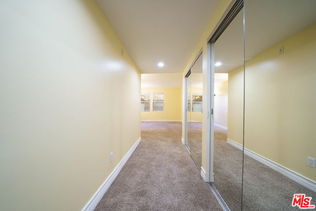 122 N Clark Drive, West Hollywood CA: https://media.crmls.org/mediaz/4bf1d3ef-5db5-483c-91e3-e07436ff6831.jpg