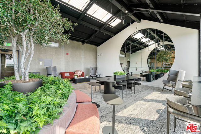 10700 Tabor Street, Los Angeles CA: https://media.crmls.org/mediaz/4bf261aa-bf8a-46f6-8e29-e0eeefb8e3c9.jpg