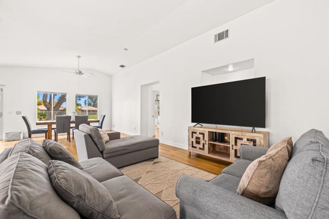 49620 Lincoln Drive, Indio CA: https://media.crmls.org/mediaz/4bf2b37d-5a85-430e-ad59-8e261852157c.jpg