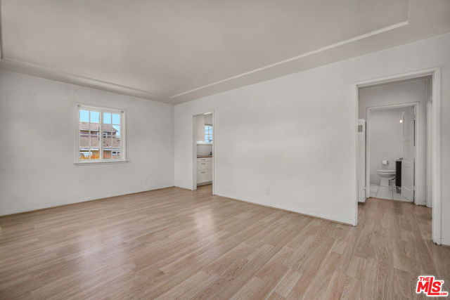 4579 W 171st Street, Lawndale CA: https://media.crmls.org/mediaz/4bf2ee84-0398-47c8-af7a-b171ce2cf96a.jpg