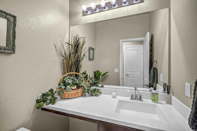 Detail Gallery Image 23 of 44 For 1384 Caminito Veranza #1,  Chula Vista,  CA 91915 - 3 Beds | 2/1 Baths