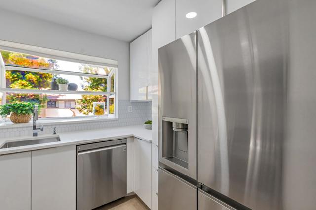 1400 Bowe Avenue, Santa Clara CA: https://media.crmls.org/mediaz/4bf521c4-084d-44c7-a8cd-c027b65e58a7.jpg