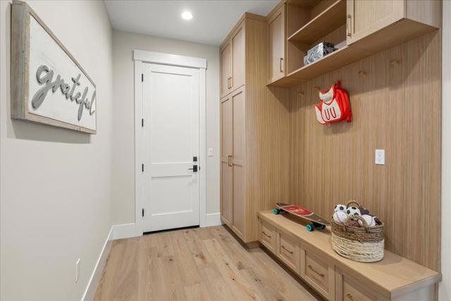 16162 E Mozart Avenue, Los Gatos CA: https://media.crmls.org/mediaz/4bf54405-555e-4851-b4cd-d97ad50c91d1.jpg