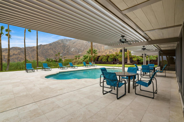 855 W Coronado Avenue, Palm Springs, CA 92262