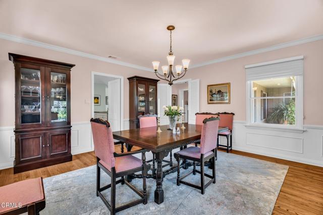 1313 E Palm Street, Altadena CA: https://media.crmls.org/mediaz/4bf72c36-9e41-4b80-ba74-1ffbee1e55cf.jpg