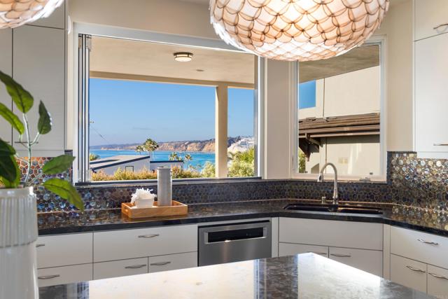 1876 Little Street, La Jolla CA: https://media.crmls.org/mediaz/4bf78bdd-5d09-46c4-bc0e-d2951e231c69.jpg