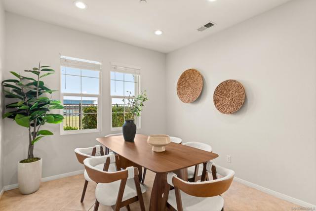 6102 Alida Row, San Diego CA: https://media.crmls.org/mediaz/4bf7ab61-27a1-440c-9858-60348329c221.jpg