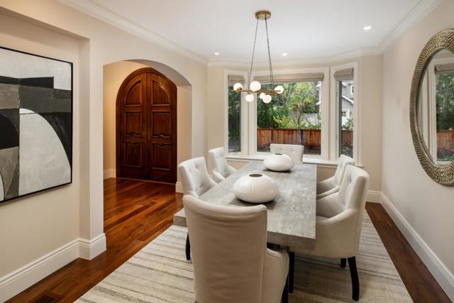 17 Almendral Avenue, Atherton CA: https://media.crmls.org/mediaz/4bf8869d-1cad-4f91-bf21-660df262a7a5.jpg