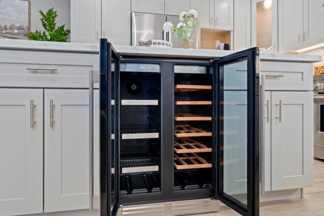 Image 19 of 52 For 34839 Clover Street