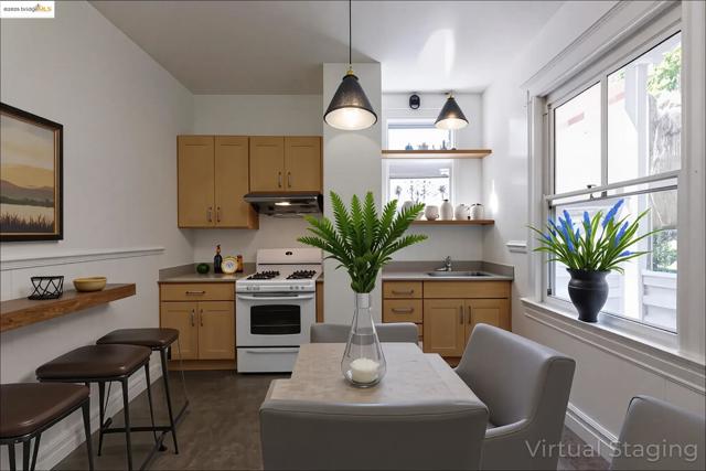 45 Auburn Street, San Francisco CA: https://media.crmls.org/mediaz/4bfa78b8-9d65-4972-a0ad-19bf38be4ca1.jpg