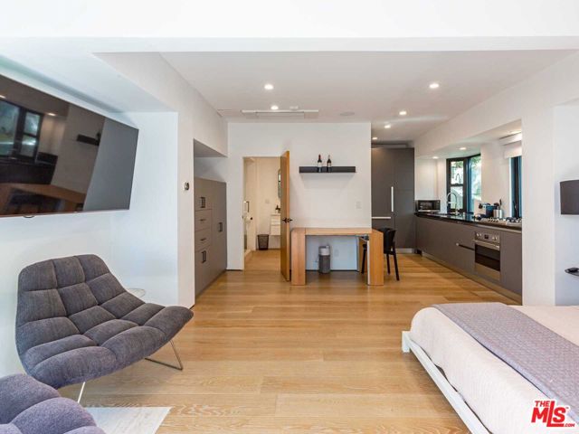 Drew Fenton | 24958 Malibu Road Malibu CA | MLS: 7307452