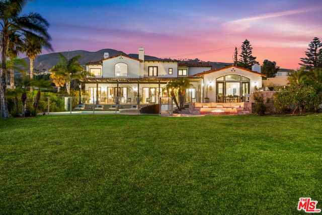 30532 MORNING VIEW Drive, Malibu CA: https://media.crmls.org/mediaz/4bfc0e30-b72b-42ff-8ebc-08f43fe874a0.jpg