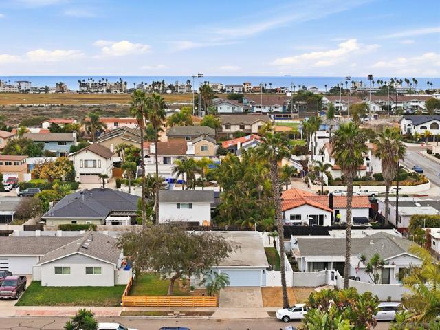 1224 Louden Ln, Imperial Beach CA: https://media.crmls.org/mediaz/4bfd5967-6e44-447f-a9da-361ae6c7b5f0.jpg