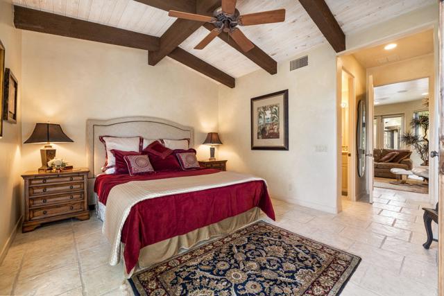 49240 Jfk Trail, Palm Desert CA: https://media.crmls.org/mediaz/4bfdd2e6-ace3-4608-81f9-051cc7670acf.jpg