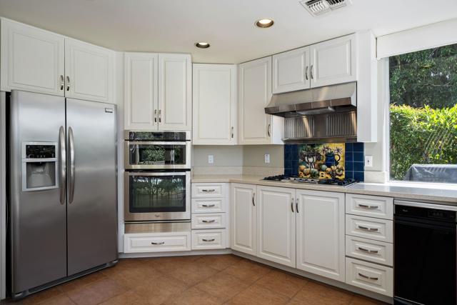 Image 20 of 75 For 44140 Lakeside Drive