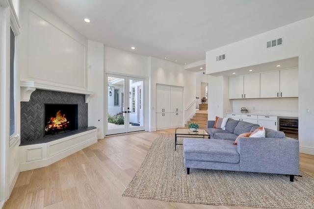 Detail Gallery Image 15 of 55 For 6039 Calle Camposeco, Rancho Santa Fe,  CA 92067 - 5 Beds | 5/1 Baths