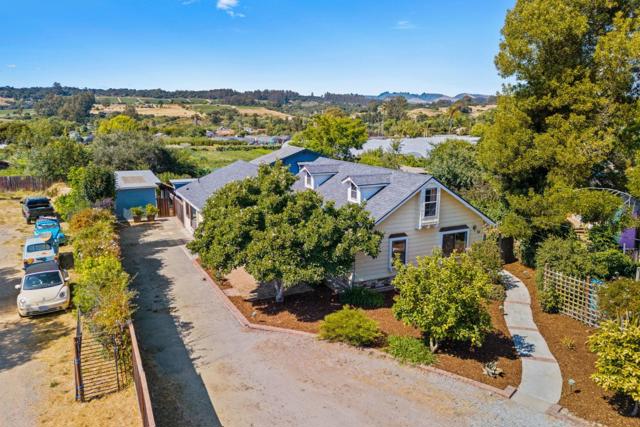 68 Live Oak Road, Royal Oaks CA: https://media.crmls.org/mediaz/4c005bcf-50f6-4496-a1b5-2a9266f68767.jpg