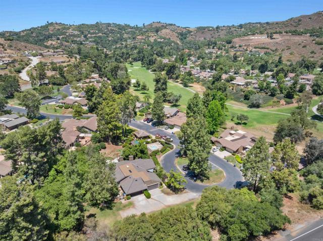 2704 Almendra Court, Fallbrook, California 92028, 2 Bedrooms Bedrooms, ,2 BathroomsBathrooms,Residential,For Sale,Almendra Court,NDP2405277