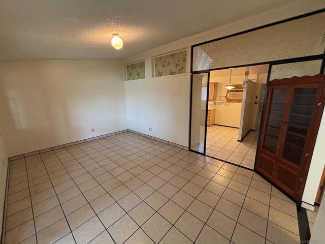 MLS #250039569SD image #13