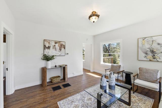 181 College Way, Auburn CA: https://media.crmls.org/mediaz/4c02725f-b986-4a00-b358-2bd6dd2322eb.jpg