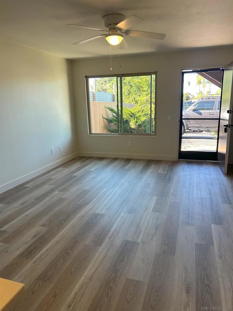 225 Melrose Ave - photo 6