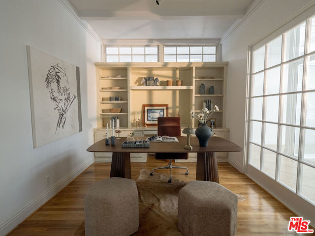 2 Eucalyptus Lane, Rolling Hills CA: https://media.crmls.org/mediaz/4c041afe-04ee-4f2f-b3da-68d35f21f3bd.jpg